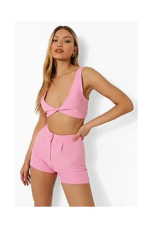Boohoo Tailored Fit & Flare Shorts