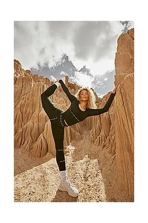 Boohoo Tape Trim Body Contour Active Leggings