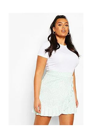 Boohoo Plus Dalmatian Print Ruffle Skater Skirt