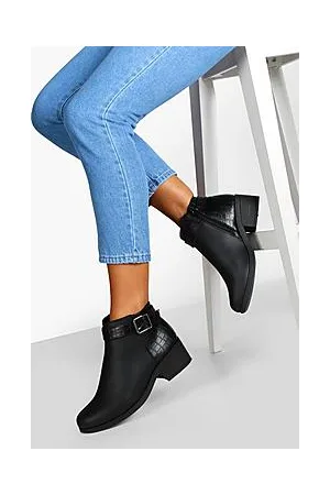 Boohoo Wide Fit Buckle Detail Chelsea Boots