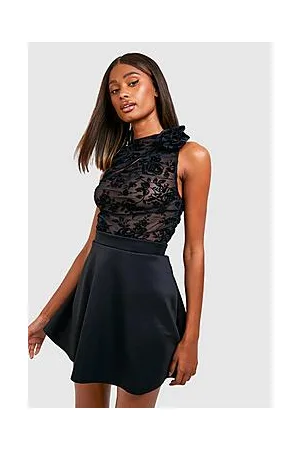 Boohoo Basics High Waisted Micro Fit & Flare Skater Skirt