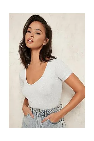 Boohoo Recyled Rib Short Sleeve V Neck Bodysuit