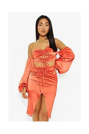 Boohoo Petite Extreme Puff Sleeve Ruched Crop Top