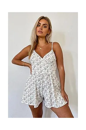 Boohoo Plus Floral Print Flippy Playsuit