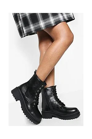 Boohoo Chunky Lace Up Hiker Boots