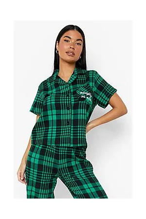 Boohoo Petite Naughty Or Nice Christmas Shirt