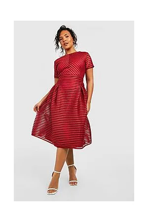 Boohoo Plus Boutique Full Skirted Prom Midi Dress