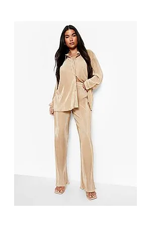 Boohoo Petite Plisse Wide Leg Trouser