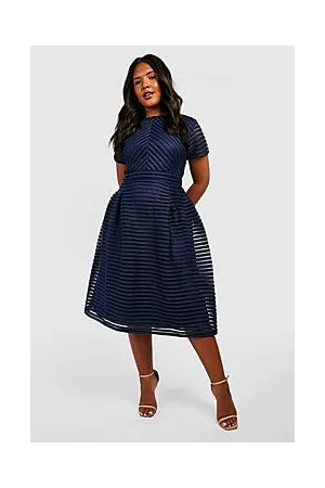 Boohoo Plus Boutique Full Skirted Prom Midi Dress