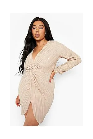 Boohoo Plus Plisse Twist Front Wrap Dress