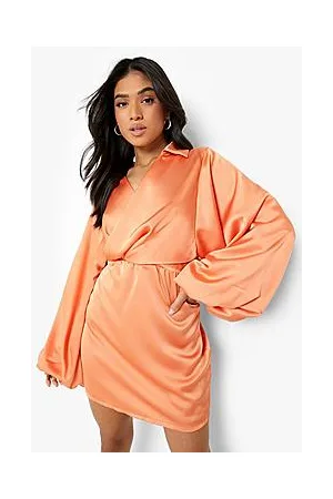 Boohoo Petite Extreme Balloon Sleeve Wrap Dress