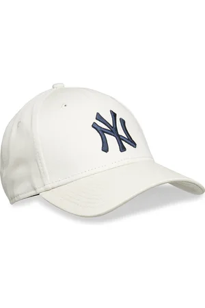 New Era League Essential 940 Neyyan Sport Headwear Caps White