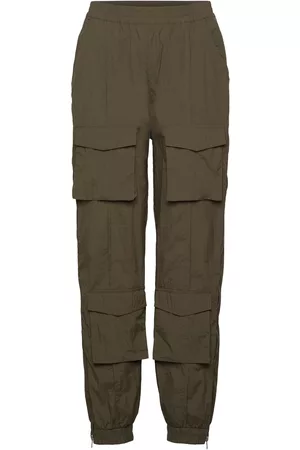 Gestuz Naiset Reisitaskuhousut - Afinagz Hw Pants Trousers Cargo Pants Khakinvihreät