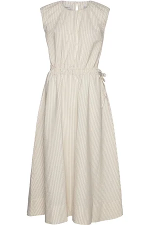 Dagmar Naiset Mekot - Ruffle Cotton Dress Polvipituinen Mekko Valkoinen