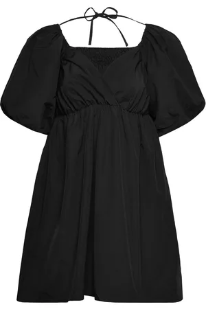 Gestuz Naiset Juhlamekot - Beragz Ss Short Dress Dresses Party Dresses Musta
