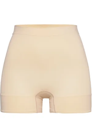 MAGIC Bodyfashion Booty Booster Short Lingerie Shapewear Bottoms Cream