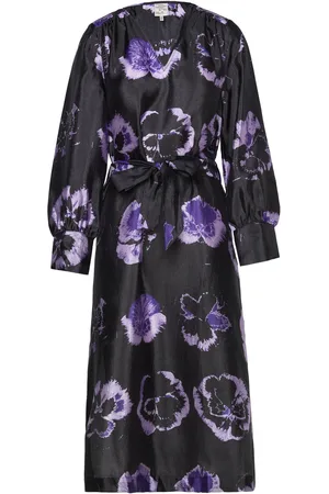 Baum und Pferdgarten Aradina Polvipituinen Mekko Purple