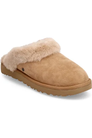 UGG W Classic Slipper Ii Aamutossut Tohvelit