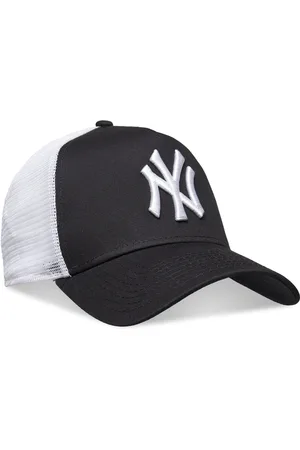 New Era Clean Trucker 2 Neyyan Accessories Headwear Caps Black