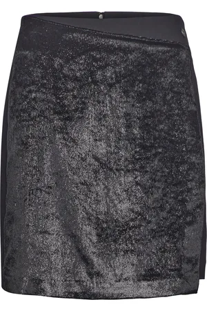 Tamaris Cannes Asymetrical Velvet Skirt Lyhyt Hame Black