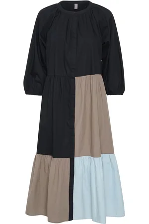 Culture Cuolena Dress Maksimekko Juhlamekko Black