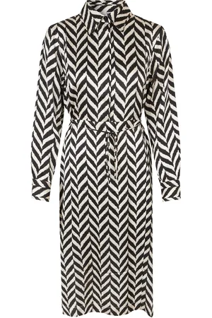 Second Female Ashlen Dress Polvipituinen Mekko Black