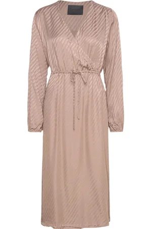 Levete Room Lr-Evonne Polvipituinen Mekko Beige