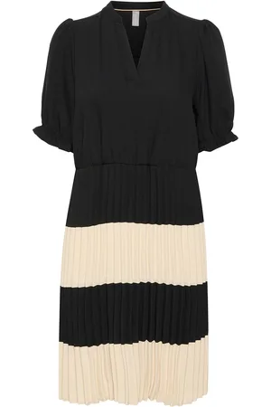 Culture Cubetty Short Dress Lyhyt Mekko Black