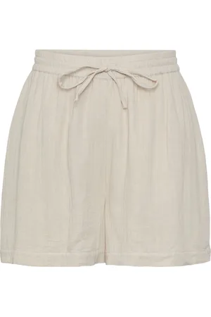 Pieces® Pcstina Hw Shorts Bc Bottoms Shorts Casual Shorts Cream