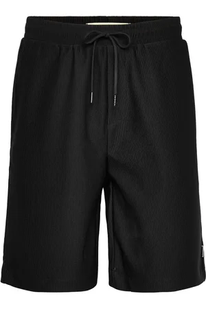 Woodbird Wbben Plisse Shorts Designers Shorts Casual Black