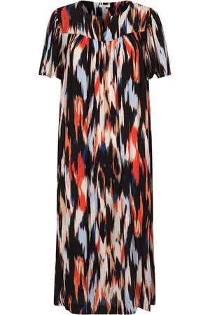 Masai Manatore Polvipituinen Mekko Black
