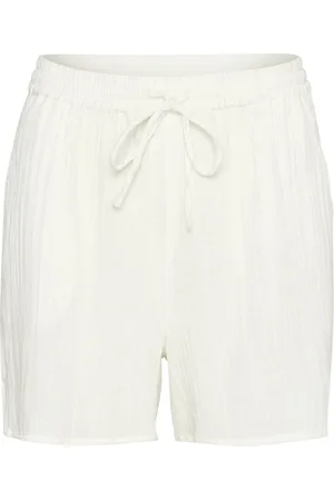 Culture Cuelina Shorts Bottoms Shorts Casual Shorts White