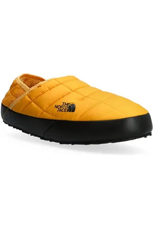 The North Face M Thermoball Traction Mule V Sport Slippers Yellow