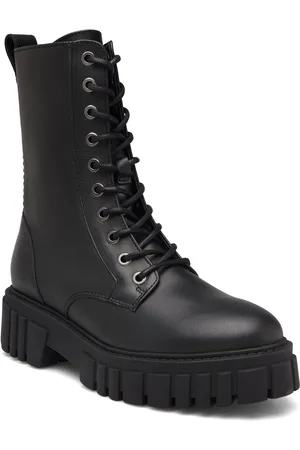 Clarks Page Lace D Shoes Boots Ankle Boots Laced Boots Black