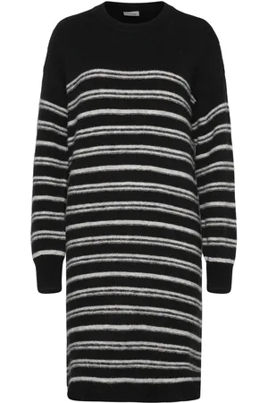 FRANSA Frsanny Dr 4 Polvipituinen Mekko Black
