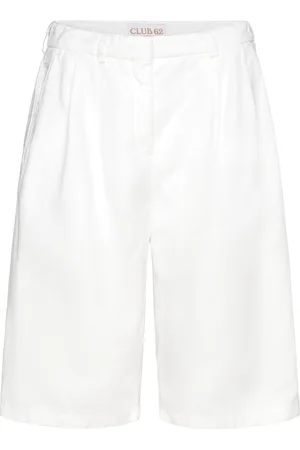 Lois Clara Topo Bermuda Bottoms Shorts Chino Shorts White