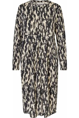 Masai Manamo Polvipituinen Mekko Black