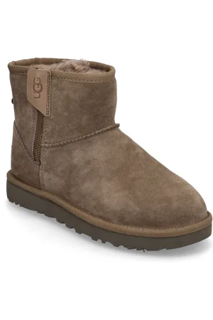 UGG W Classic Mini Bailey Zip Shoes Wintershoes Brown