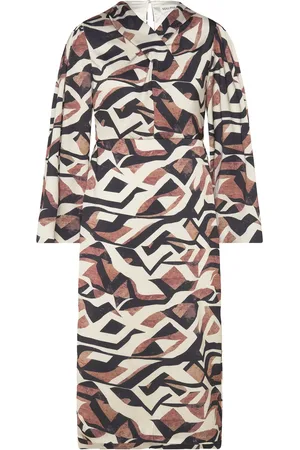 By Malina Lindsey Long Sleeved Satin Midi Dress Polvipituinen Mekko Multi/patterned
