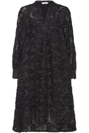 Masai Maoberon W Slipdress Polvipituinen Mekko Black