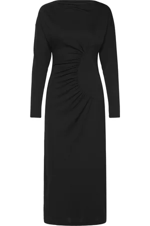 MANGO Off-The-Shoulder Ruffled Dress Maksimekko Juhlamekko Black