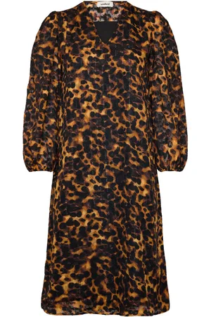 Soaked in Luxury Slgunvy Dress Polvipituinen Mekko Brown