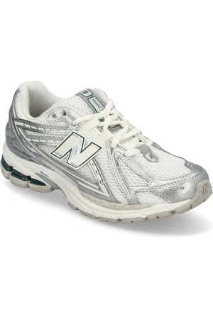 New Balance 1906R Sport Women Sport Shoes Sport Sneakers Sport Low Top Sneakers Silver