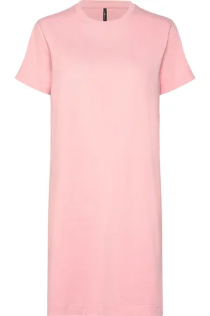 Sail Racing W Wave Dress Sport Women Sport Clothing Sport Dresses & Skirts Sport Dresses Pink