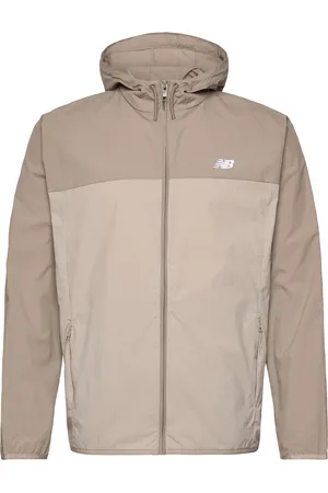 New Balance Athletics Woven Jacket Sport Men Sport Clothing Sport Outerwear Sport Jackets Sport Casual Jackets Beige