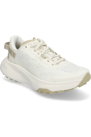 The North Face W Altamesa 300 Sport Women Sport Shoes Sport Running Shoes White