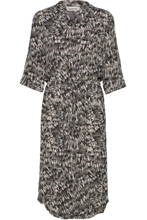 Soaked in Luxury Slzaya Dress Polvipituinen Mekko Black