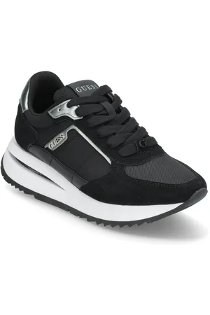 Guess Energy Matalavartiset Sneakerit Tennarit Black