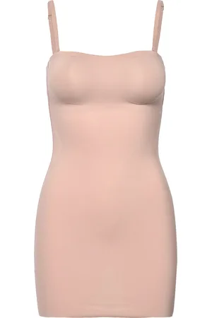 Calvin Klein Sculpt Firm Micro Strapless Slip Muotoilevat Alusvaatteet Beige