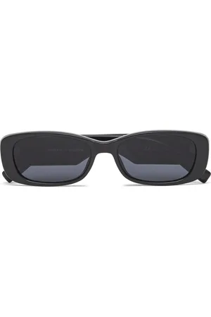 Le Specs Unreal! Accessories Sunglasses D-frame- Wayfarer Sunglasses Black
